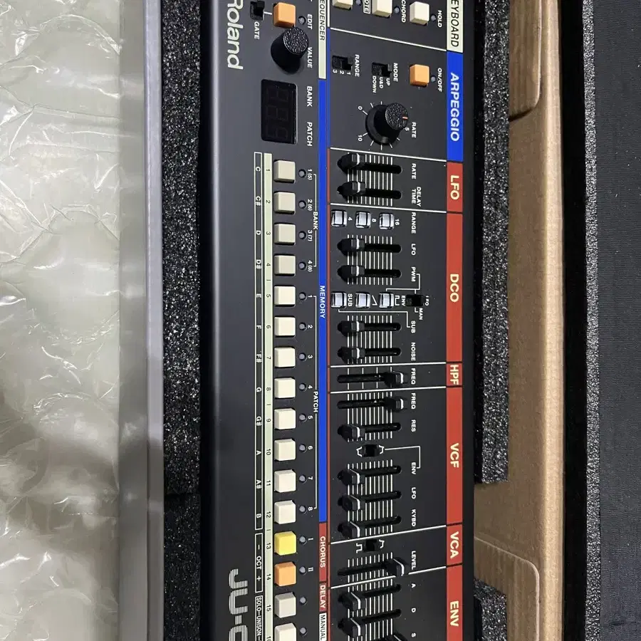 Roland Boutique JU-06a 롤랜드 부티크 JU-06a