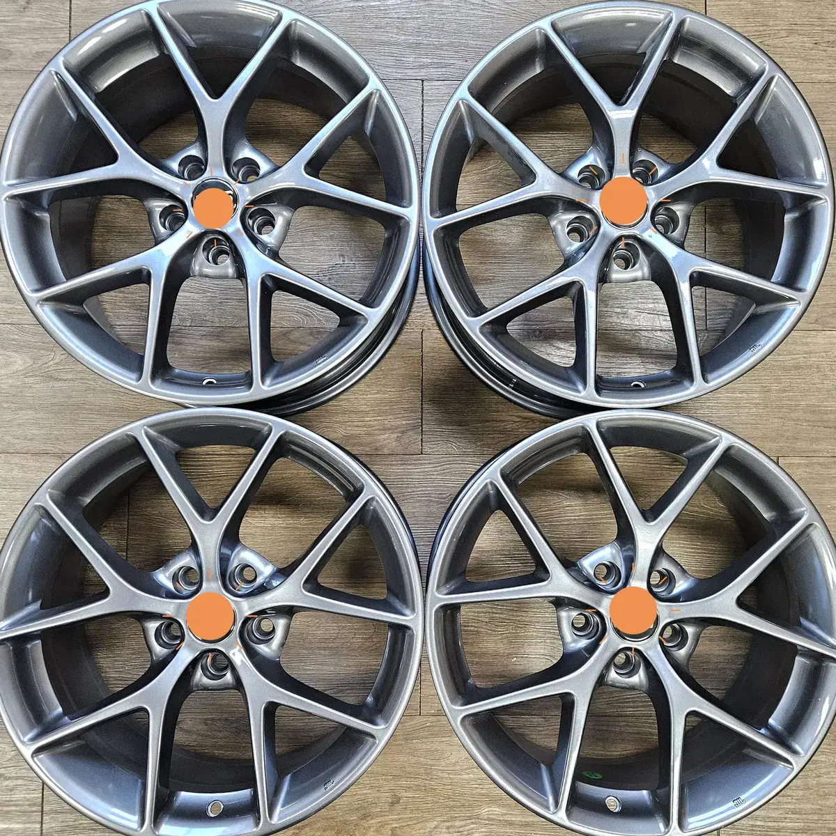 BBS RS039 버젼ST 유광건매탈 18인치전시용휠