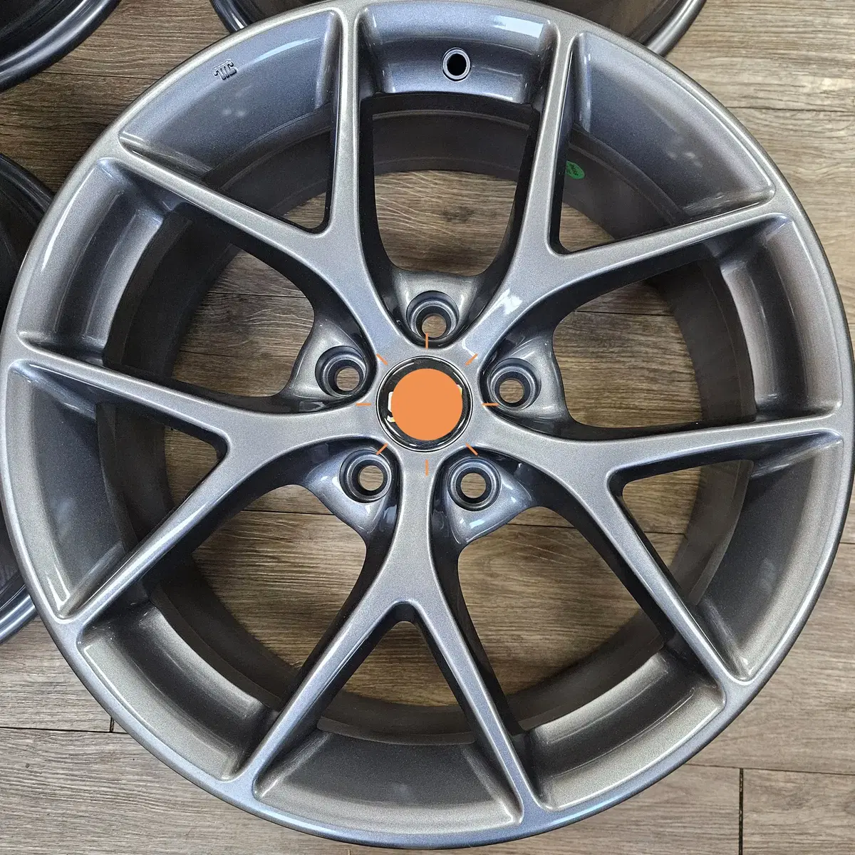 BBS RS039 버젼ST 유광건매탈 18인치전시용휠