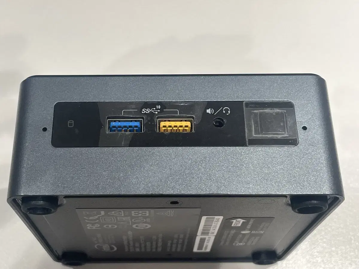 Veovon Mini PC NUC8I3BEH Used