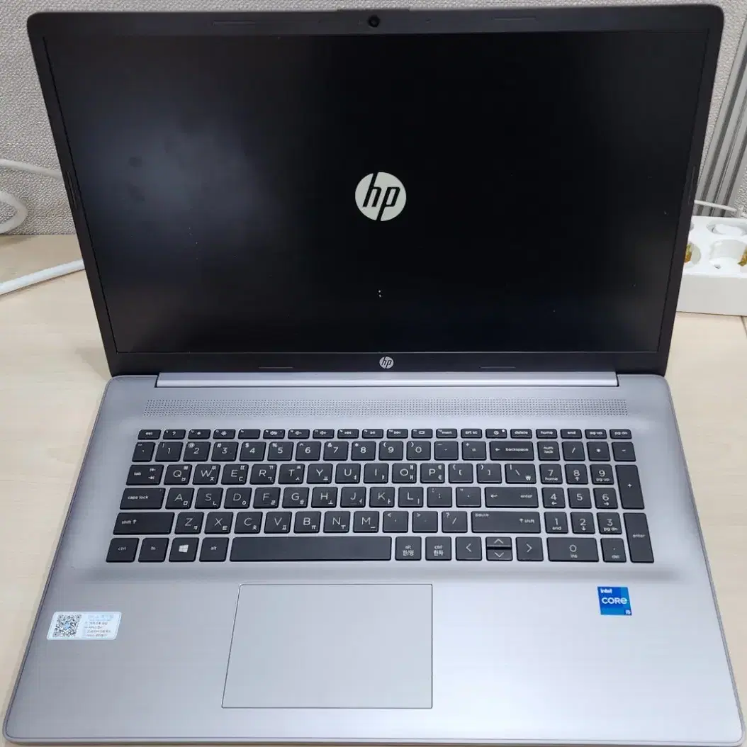 HP 470 G8 17.3 노트북