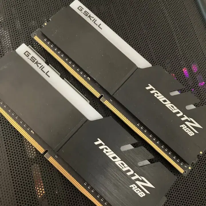 G.Skill DDR4-3600 CL18 32G(16Gx2)