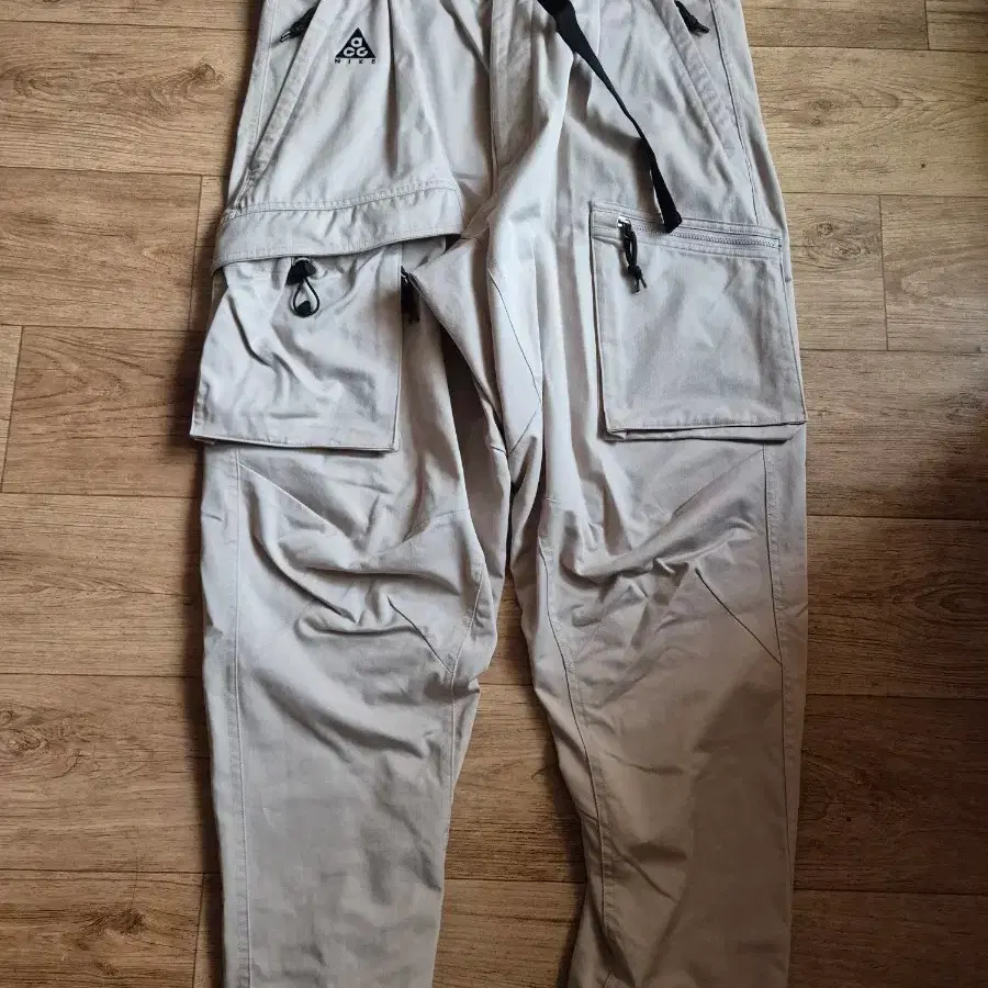 nike acg moon particle