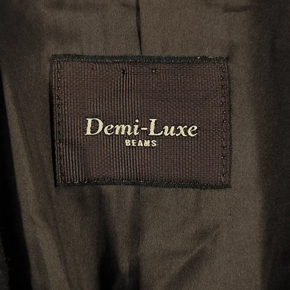 빔즈 DEMI LUXE 브라운 뒷트임 원버튼 카라넥 울 앙고라혼방 롱 코