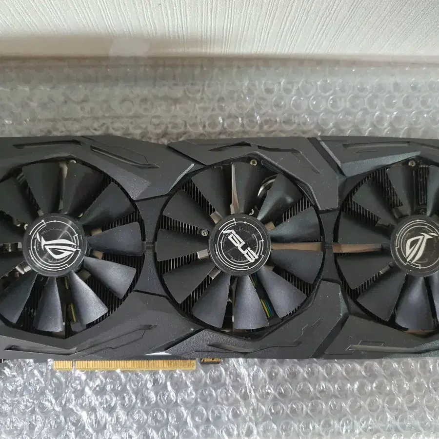 gtx1080ti 팔아요 (고장)