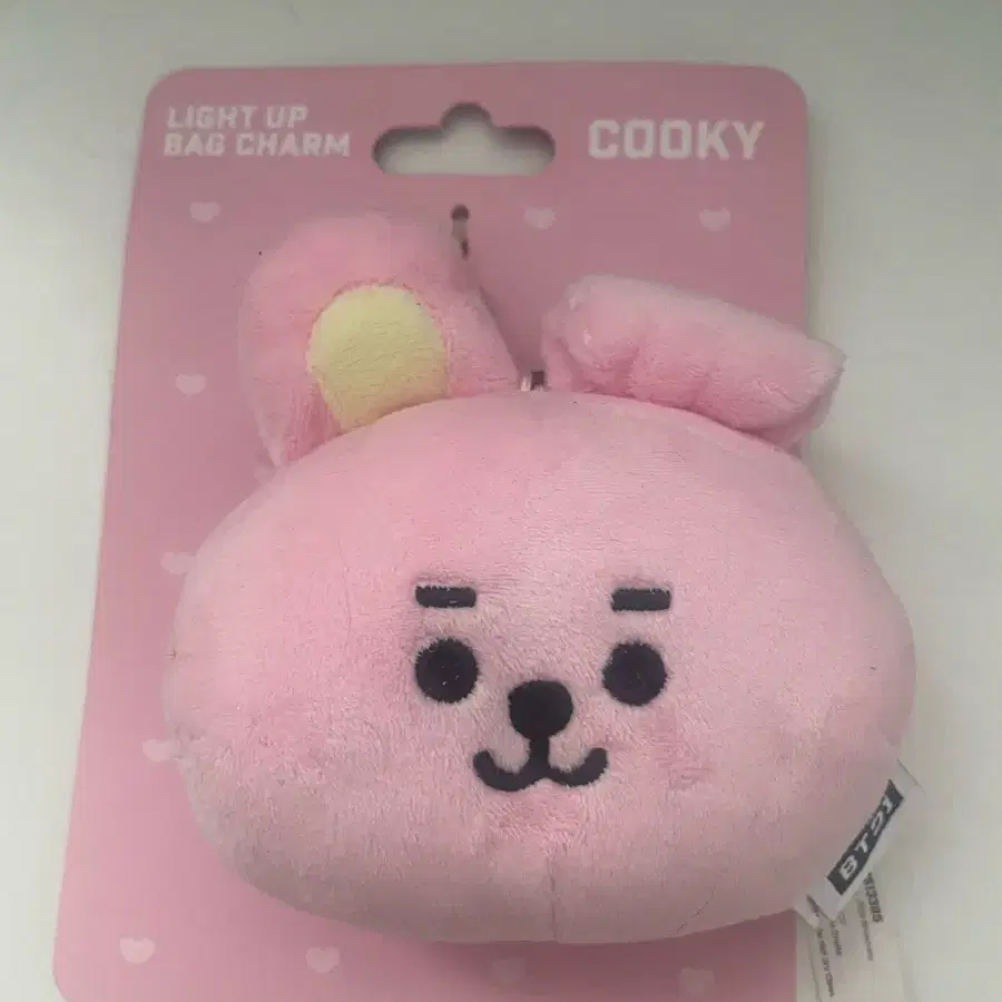 BT21 베이비쿠키 페이스 라이팅 백참(COOKY)