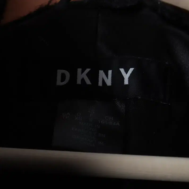 W(XS) DKNY 디케이앤와이 도나카란 코트자켓 블랙-113CE