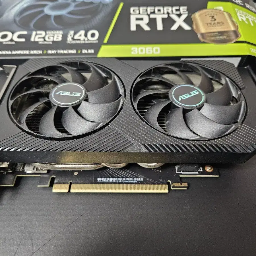 ASUS DUAL 지포스 RTX 3060 O12G OC D6 12GB