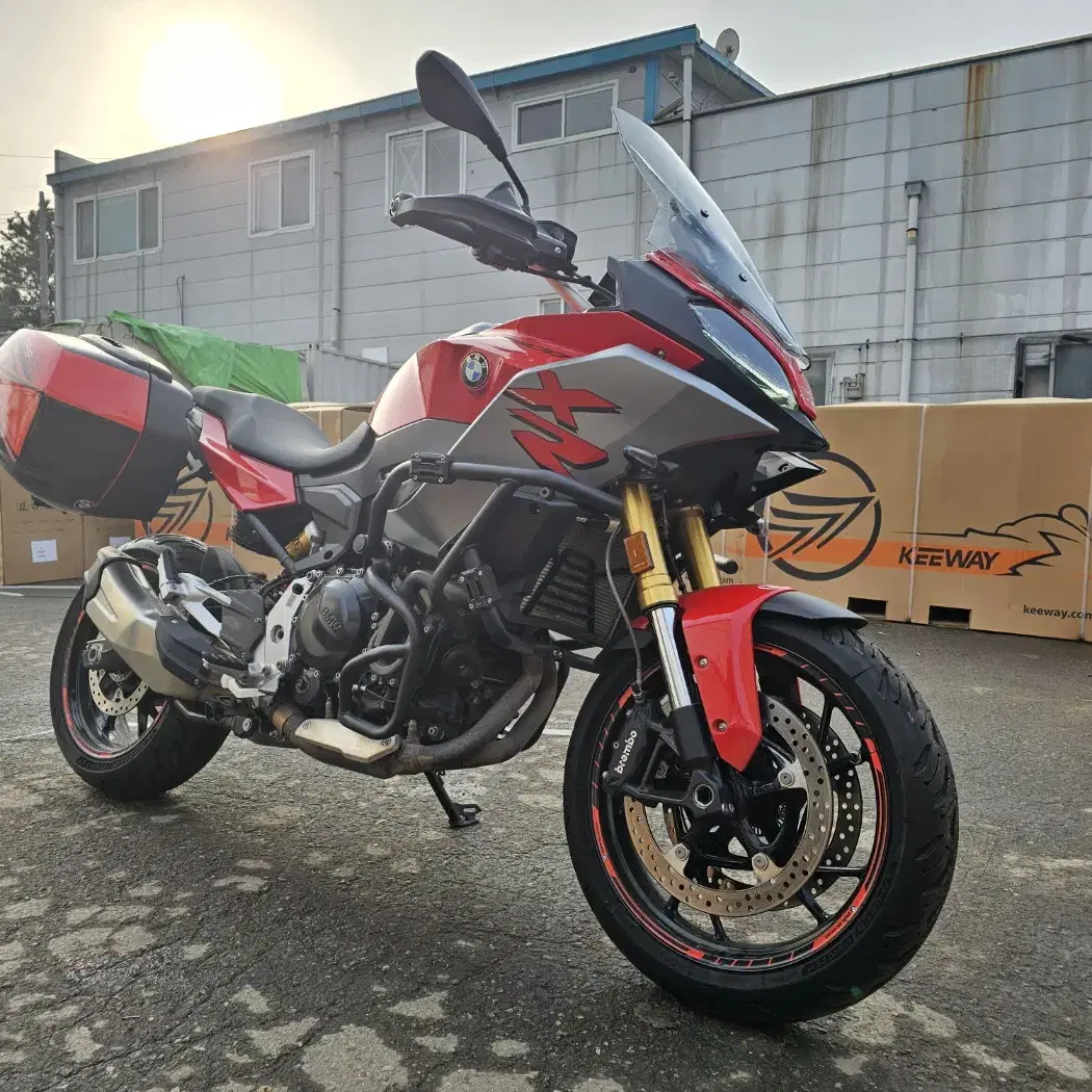 BMW F900XR / 20년식 / 1.2만키로