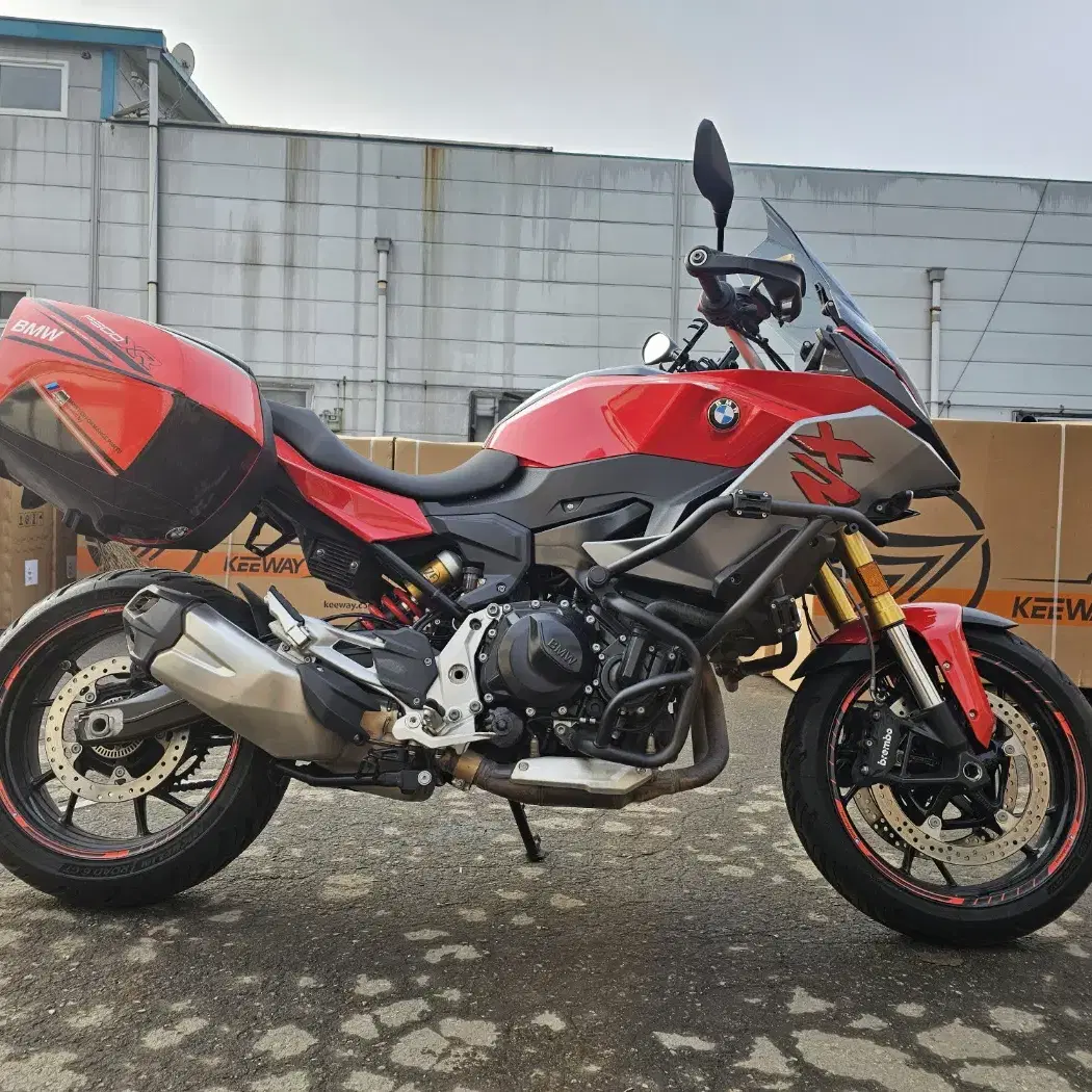 BMW F900XR / 20년식 / 1.2만키로