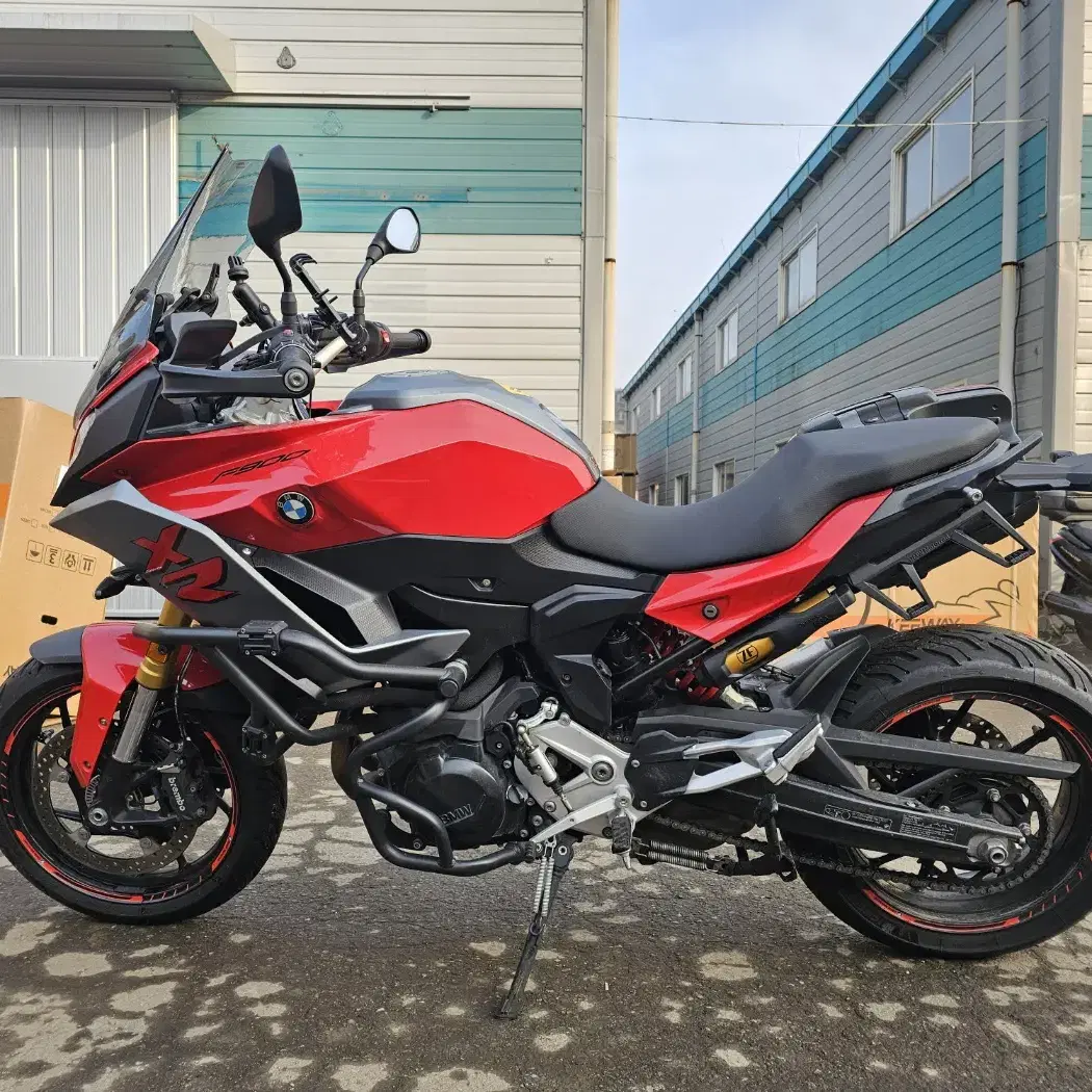 BMW F900XR / 20년식 / 1.2만키로