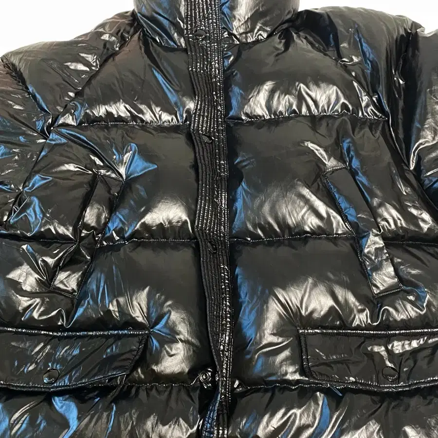 더바넷 black glossy goose puffer jacket