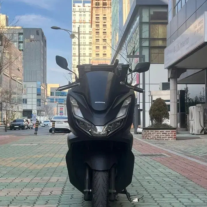 21년식 pcx125 2만키로 팝니다