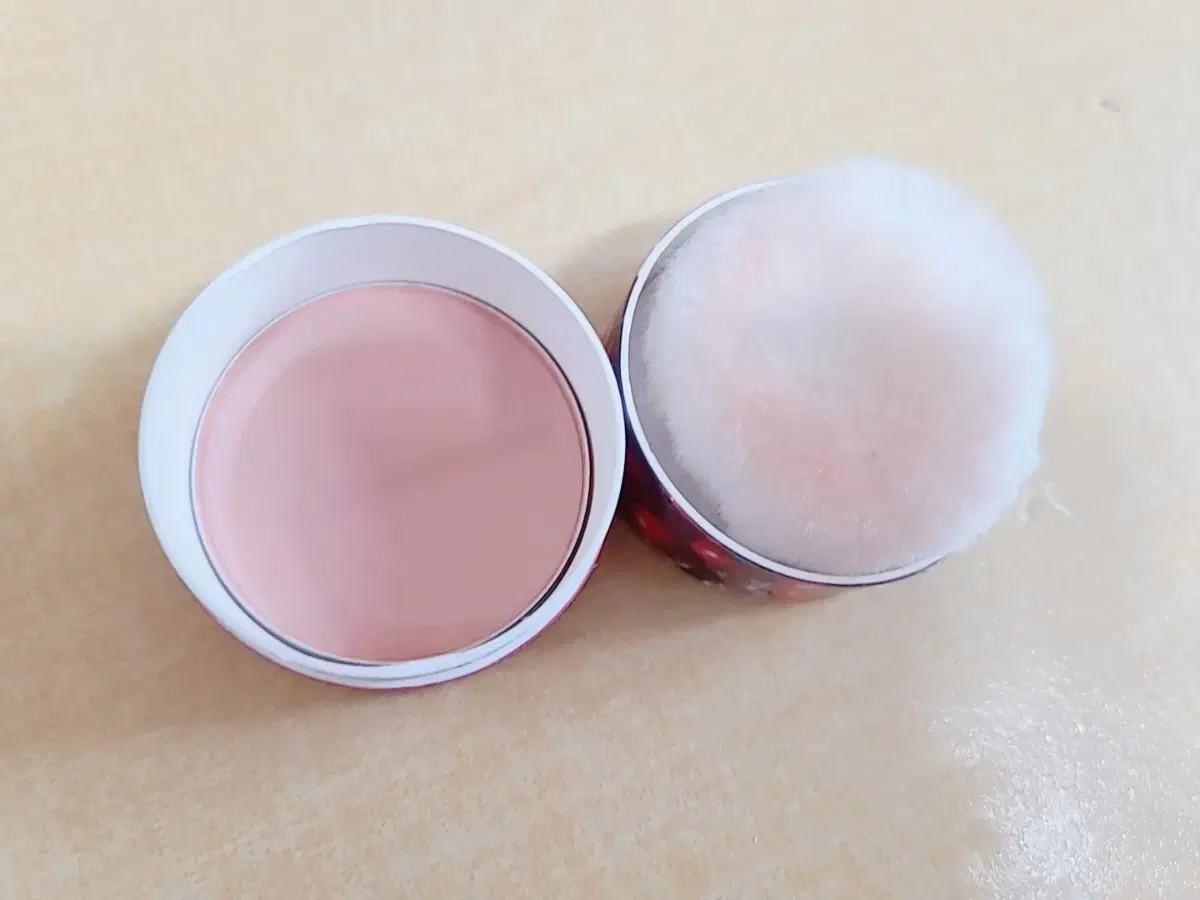 The Face Shop Pastel Cushion Blusher 05 Twinkle Beige