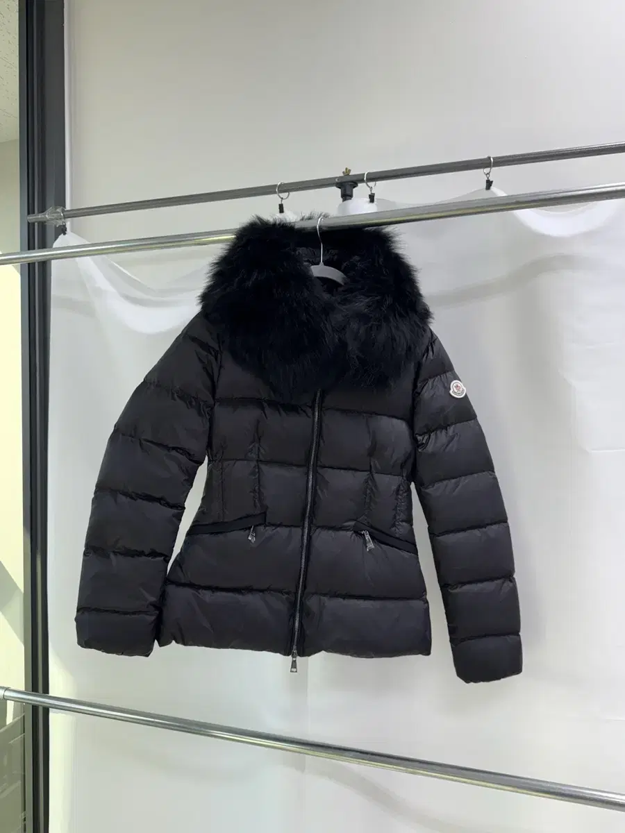 Moncler Boy's Short 24 New Black Fur 2 Size