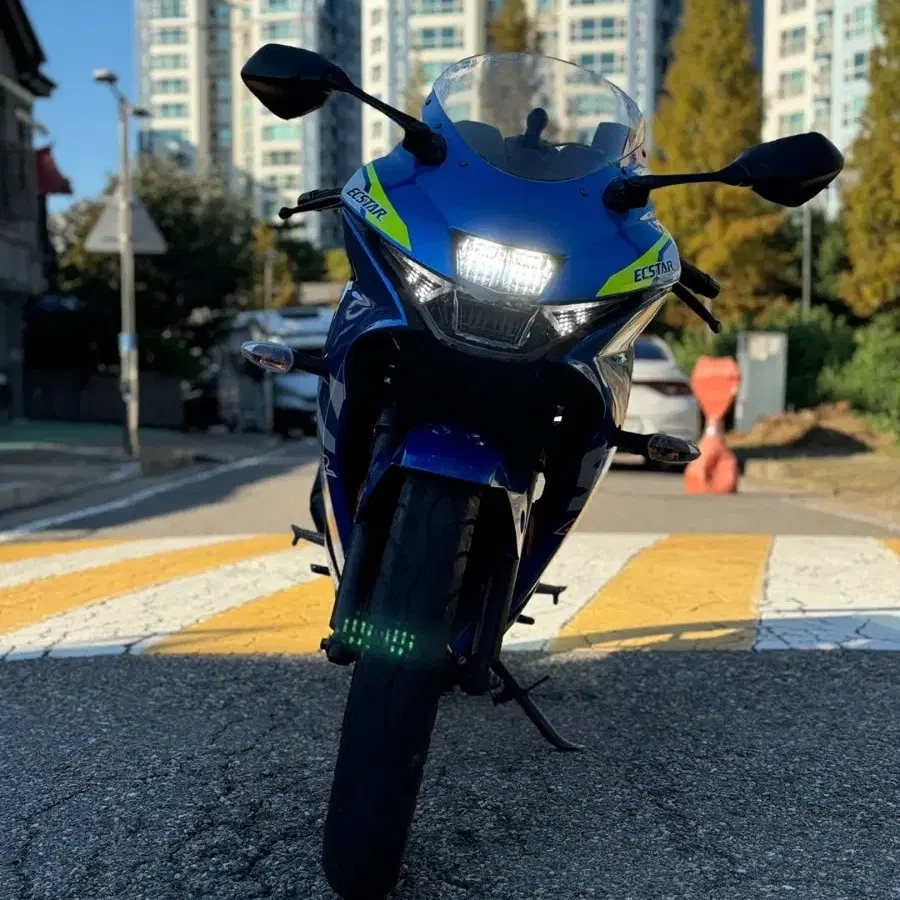 스즈키 gsxr125 입문하기 좋은차량 판매합니다.