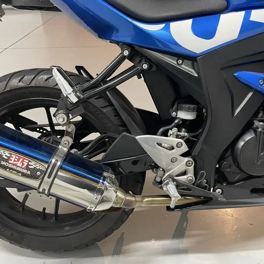 스즈키 GSX-R 125 / 19년형 / 2만키로대 / 요시무라 풀배기