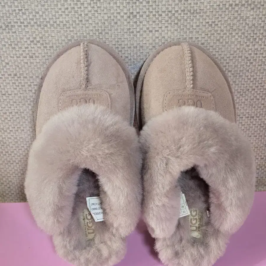 UGG 털 슬리퍼(200)