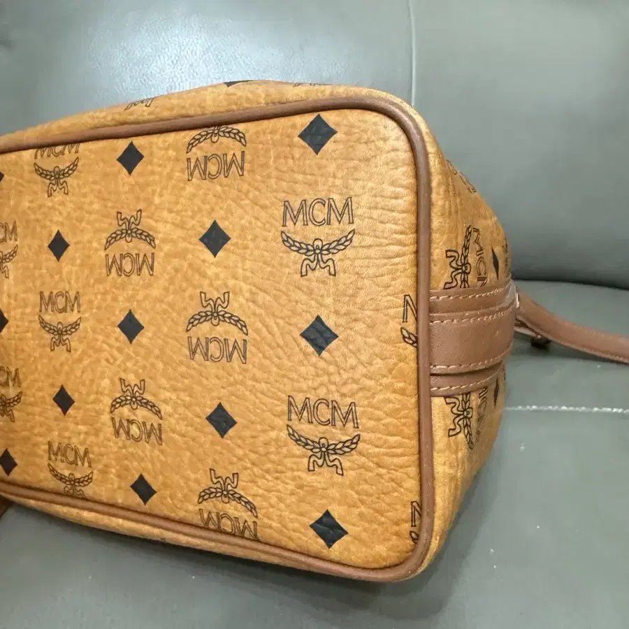 Mcm 정품