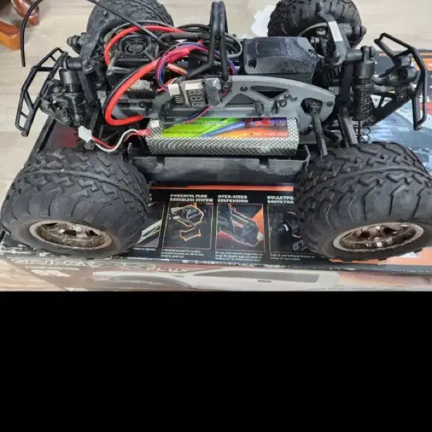 RC카 Savage XS Flux Mini Monster Truck