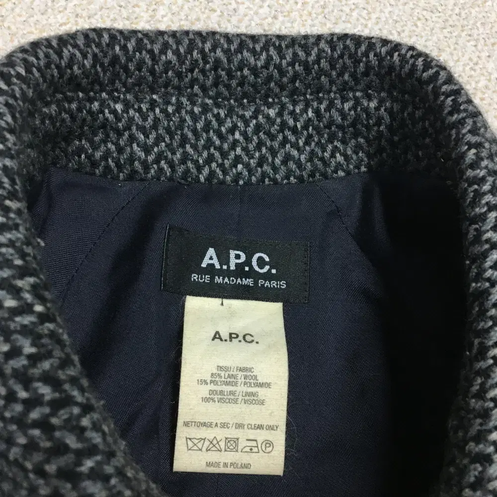 A.P.C 모직코트 만원샵 A14