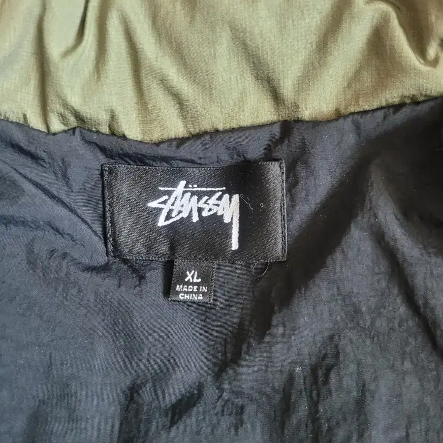 XL 스투시 STUSSY 립스탑 퍼퍼  패딩 올리브