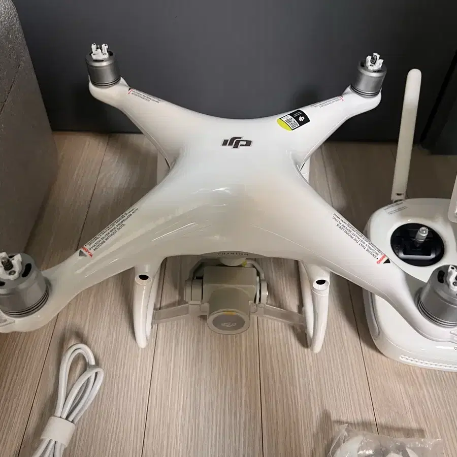 DJI 팬텀4프로 V2.0 판매합니다