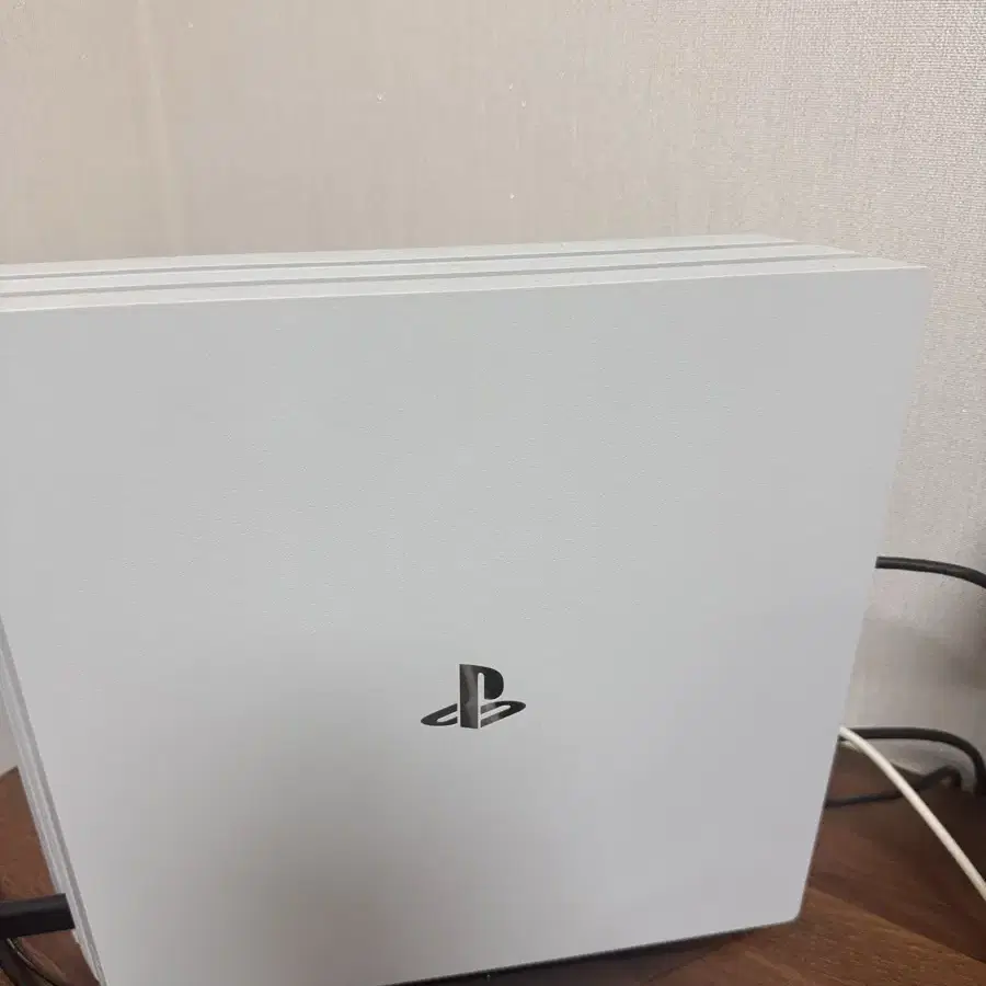 ps4 프로 7218b 1tb 팝니다