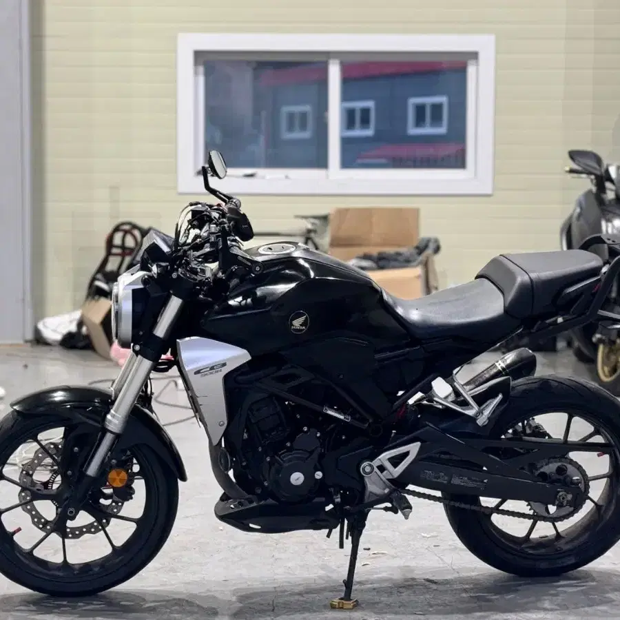 18년식 혼다 cb300r 판매합니다