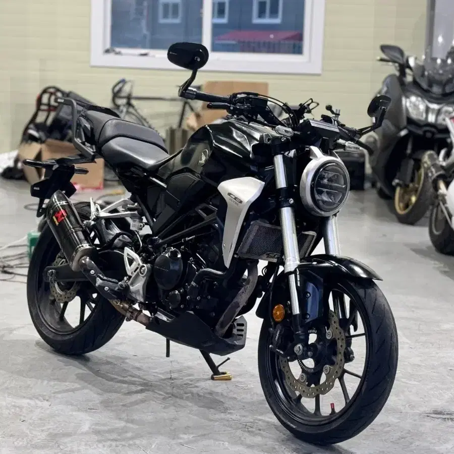 18년식 혼다 cb300r 판매합니다