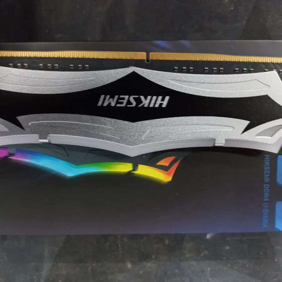 U100/RGB HIKSEMI DDR4 16GB