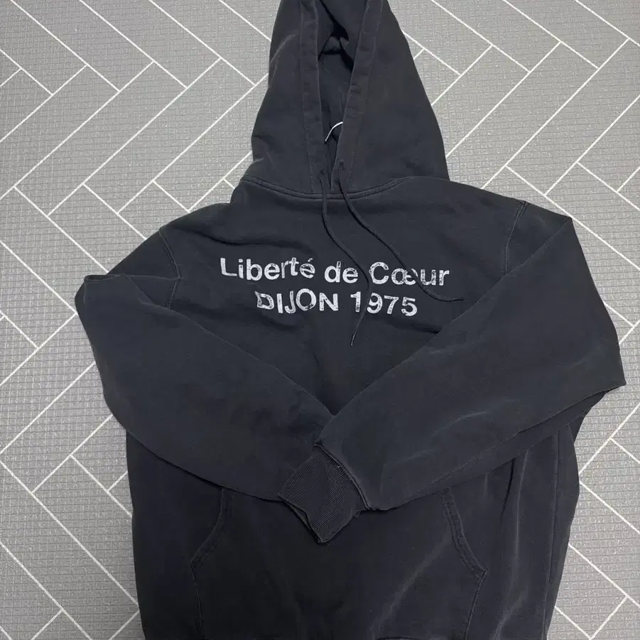 새 상품]카네이테이 DIJON WASHED HOODIE (차콜)