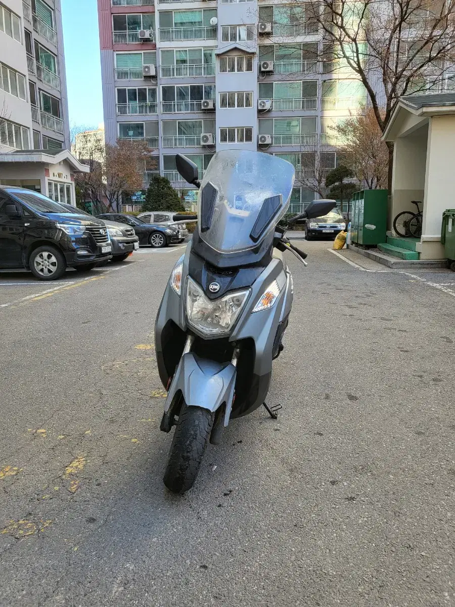 SYM 조이맥스z 300 20년식 팝니다