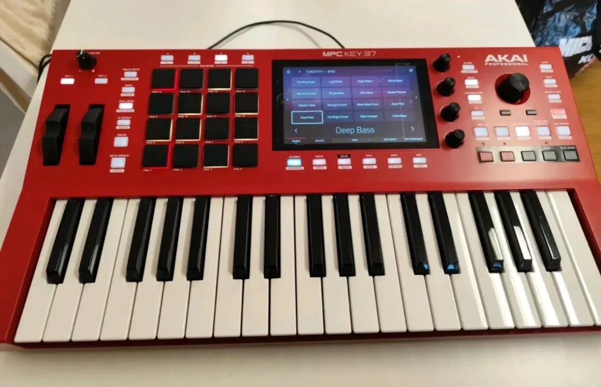 akai mpc key 37