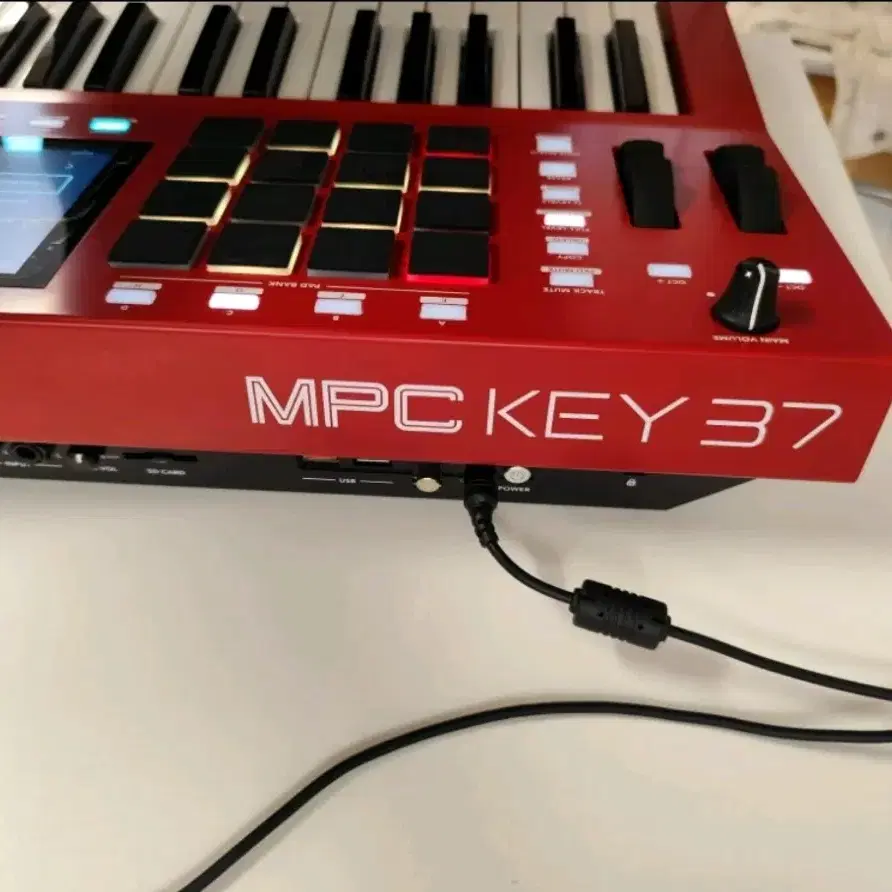 AKAI MPC Key 37