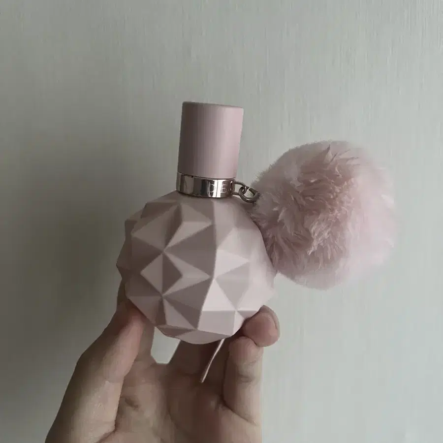 아리아나 그란데향수 스위트캔디 30ml