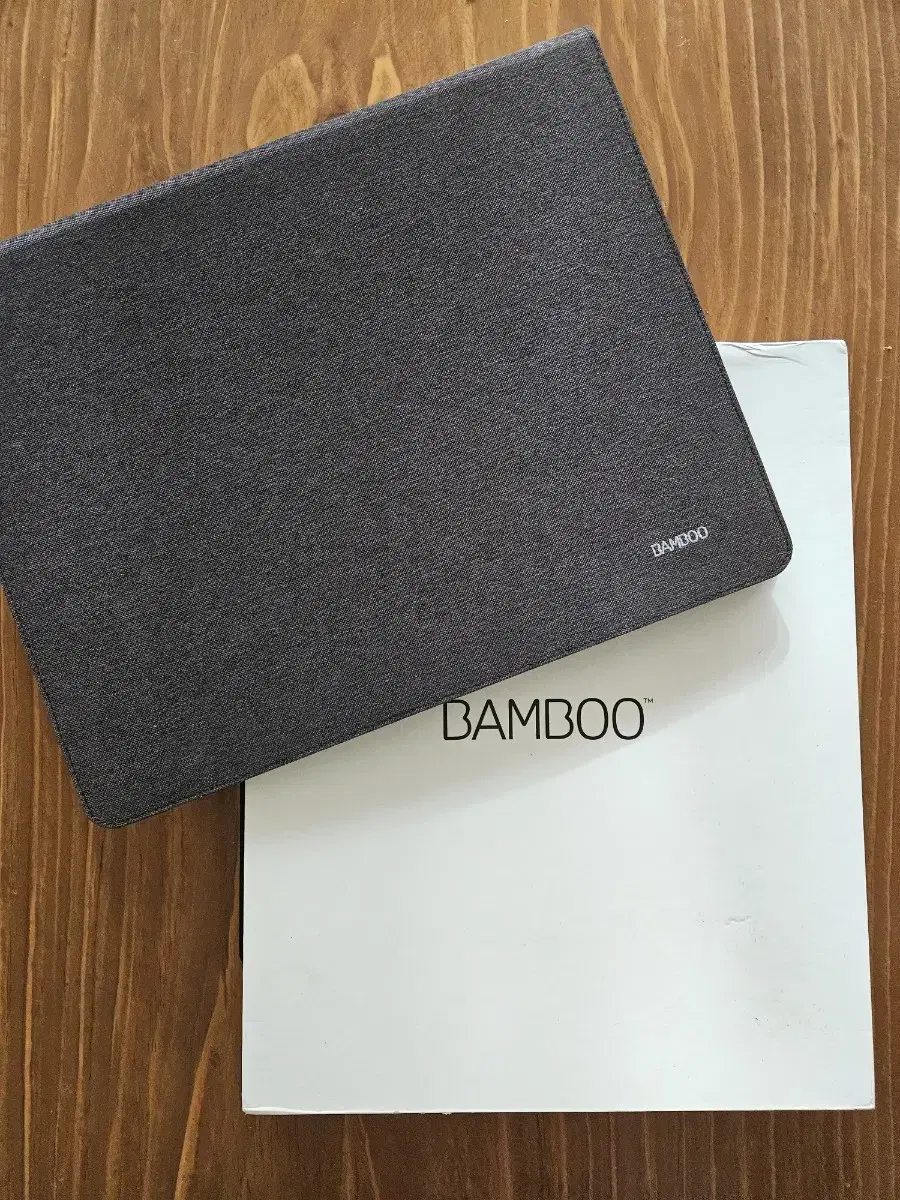 BAMBOO folio 팝니다