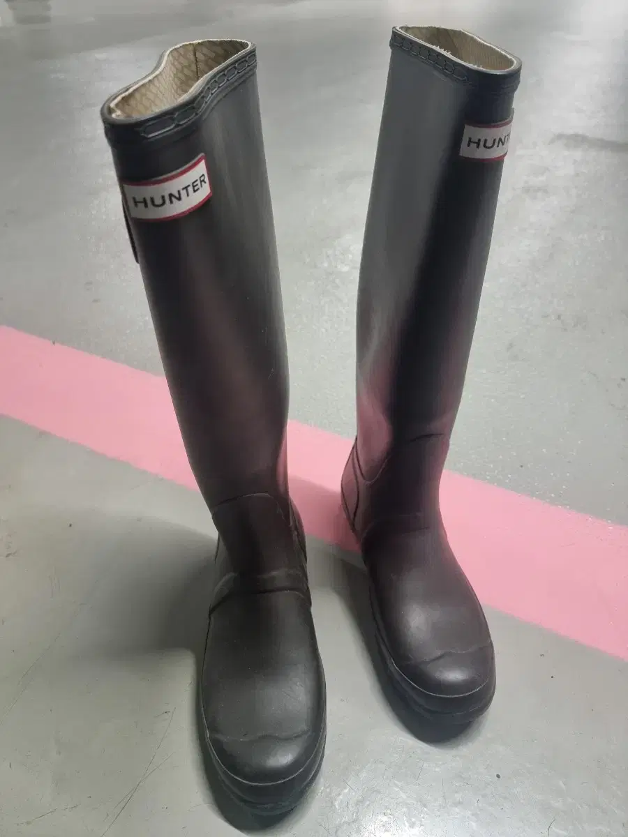 Hunter Rain Boots Brown 8 250 255