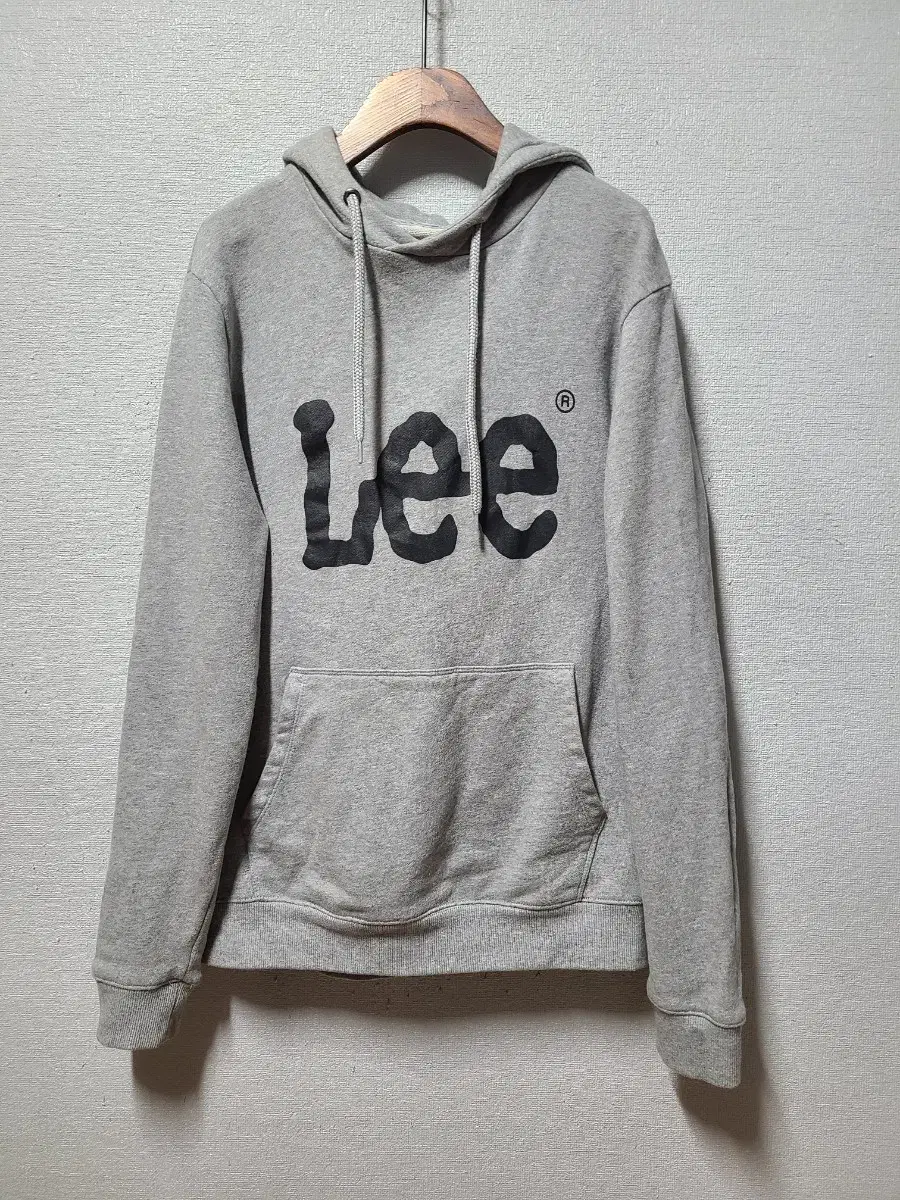 Lee  후드  S