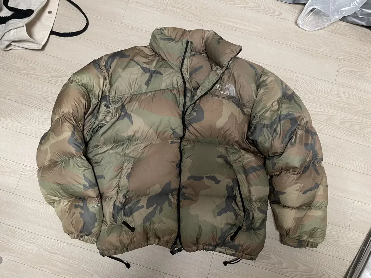 The North Face Nupsie Camo Center Logo XL