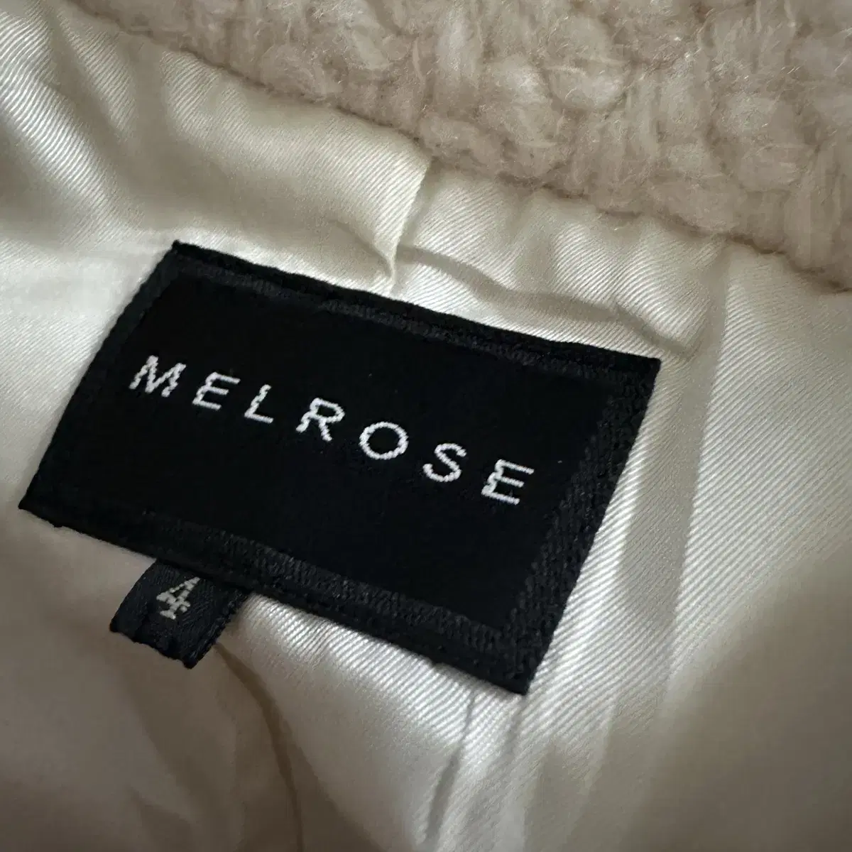 빈티지 melrose 부클코트 니트코트 숏코트 판매합니다!