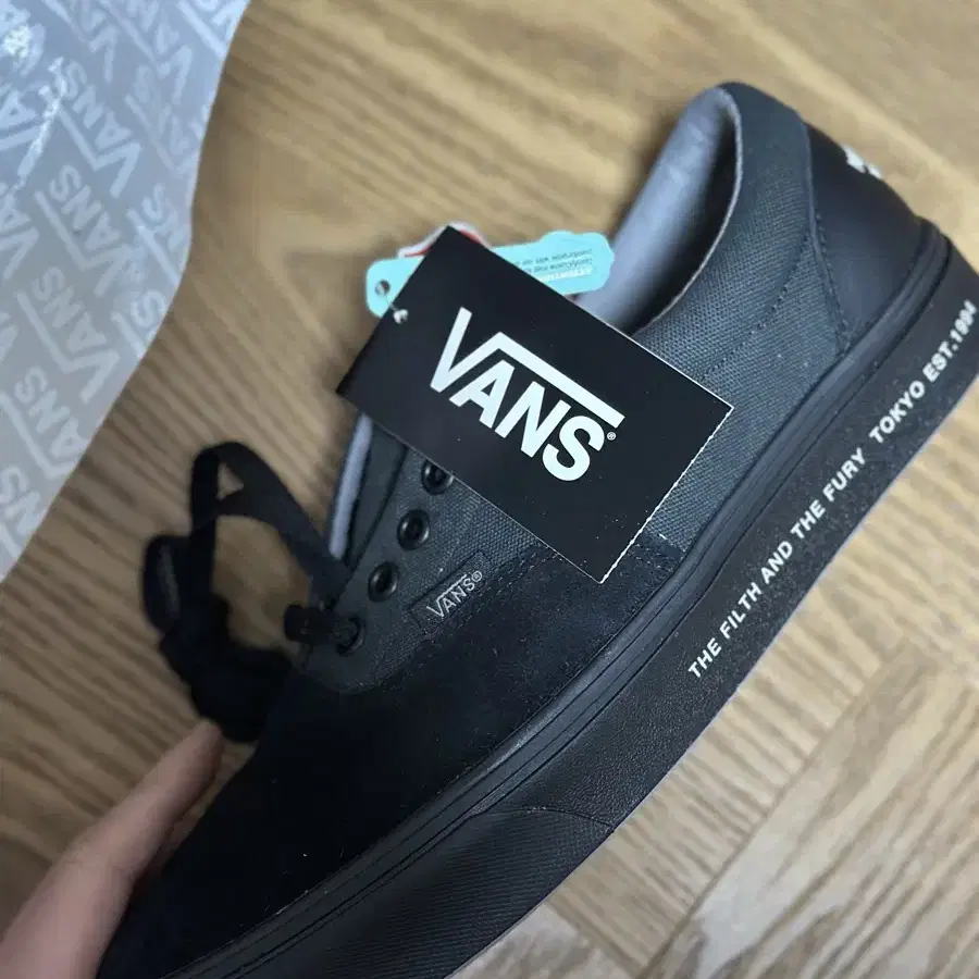 네이버후드 neighborhood vans 반스 에라 270