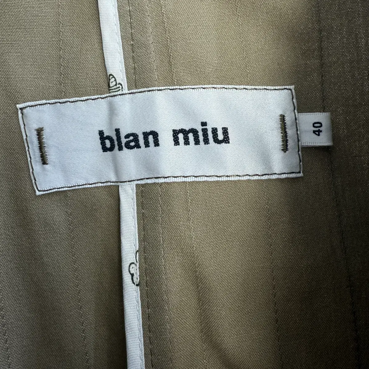 BLAN MIU 베이지 디테일 자켓 (Made in Japan)