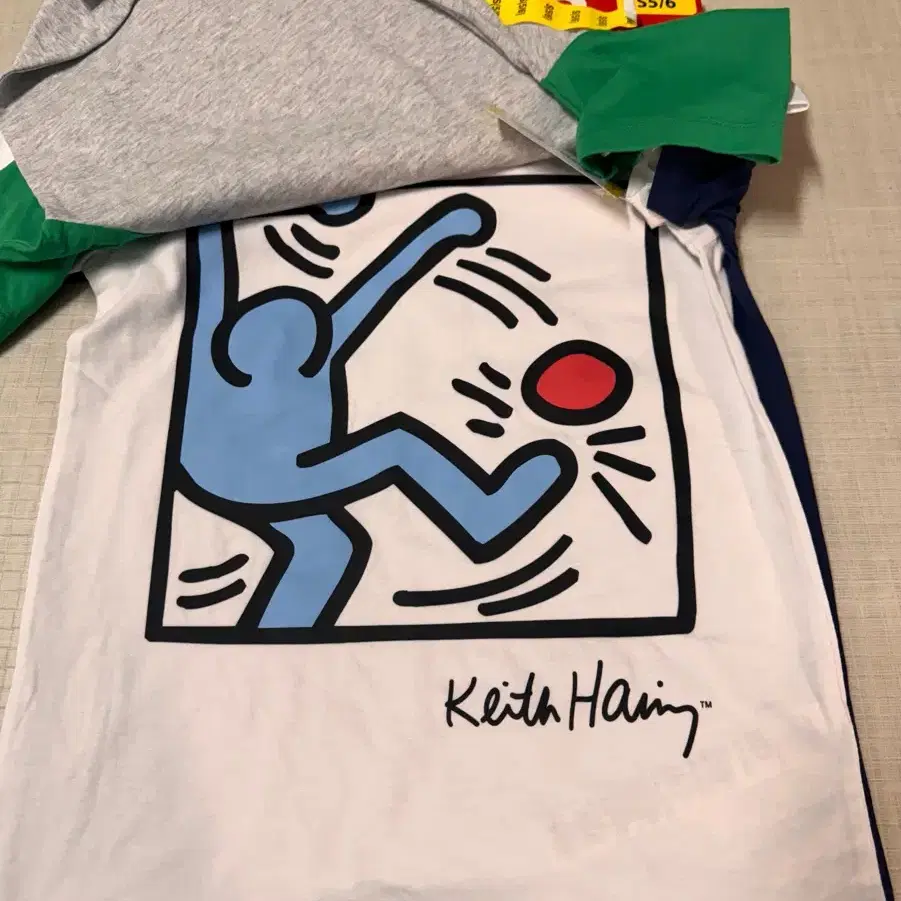 새상품) 5-6세 Keith Haring 반팔 티셔츠