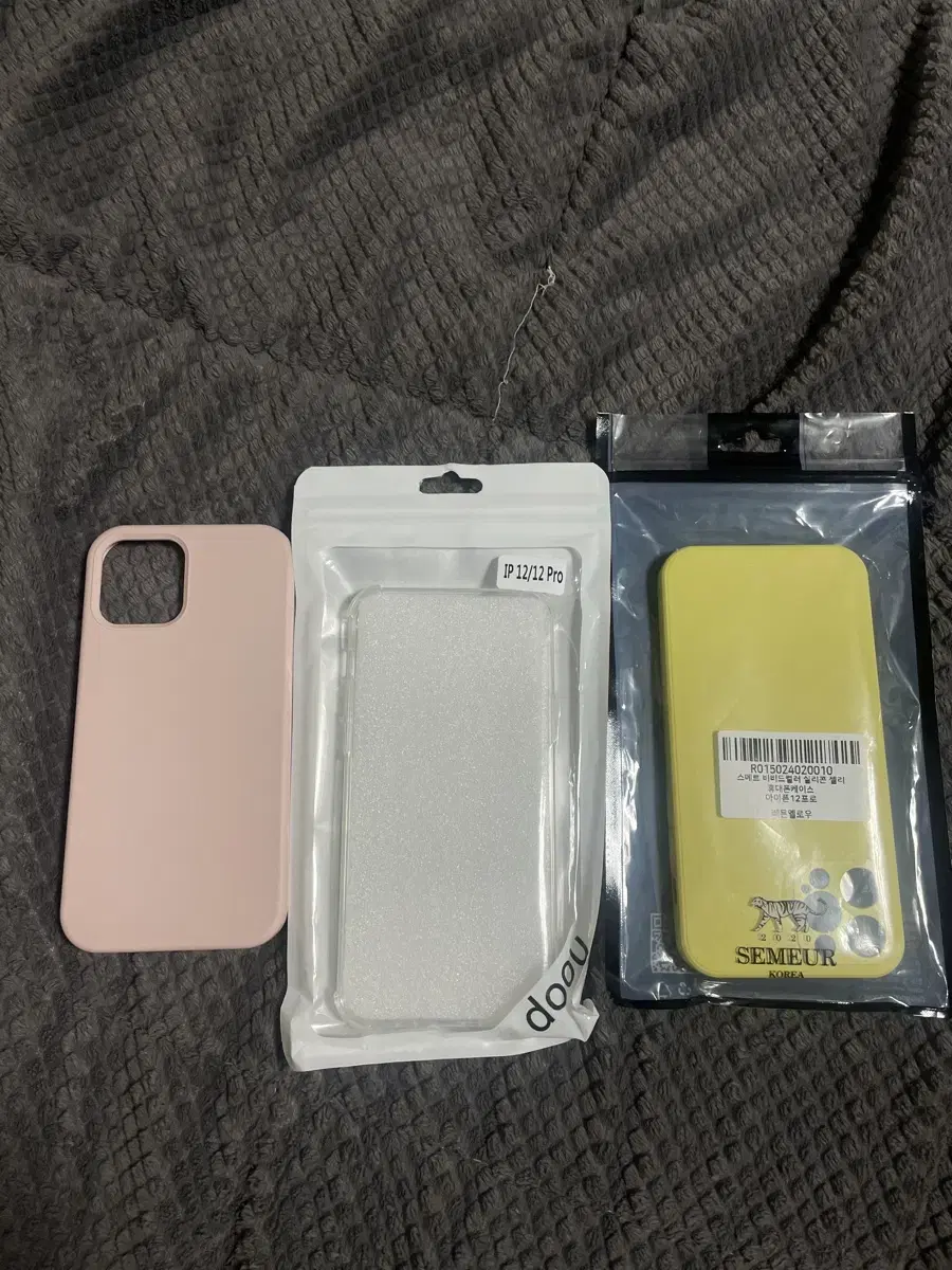 Set of 3 iPhone 12/12 Pro cases