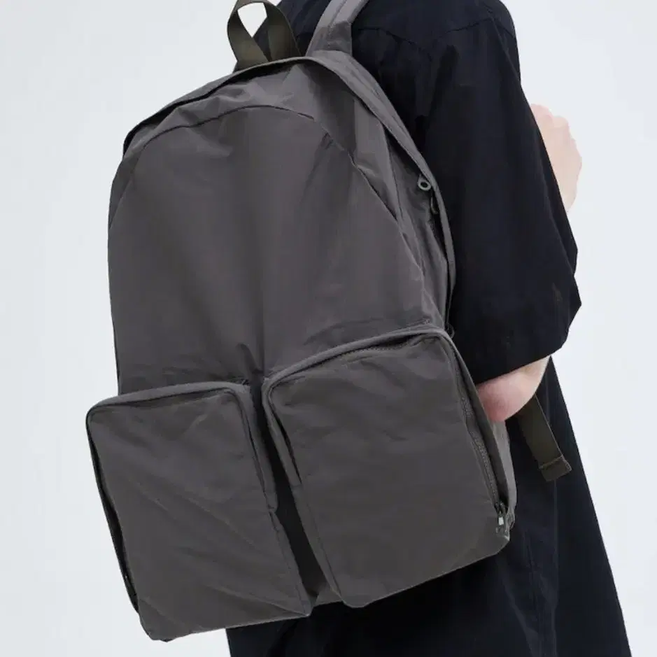 아미아칼바 amiacalva Split Yarn Backpack Grey