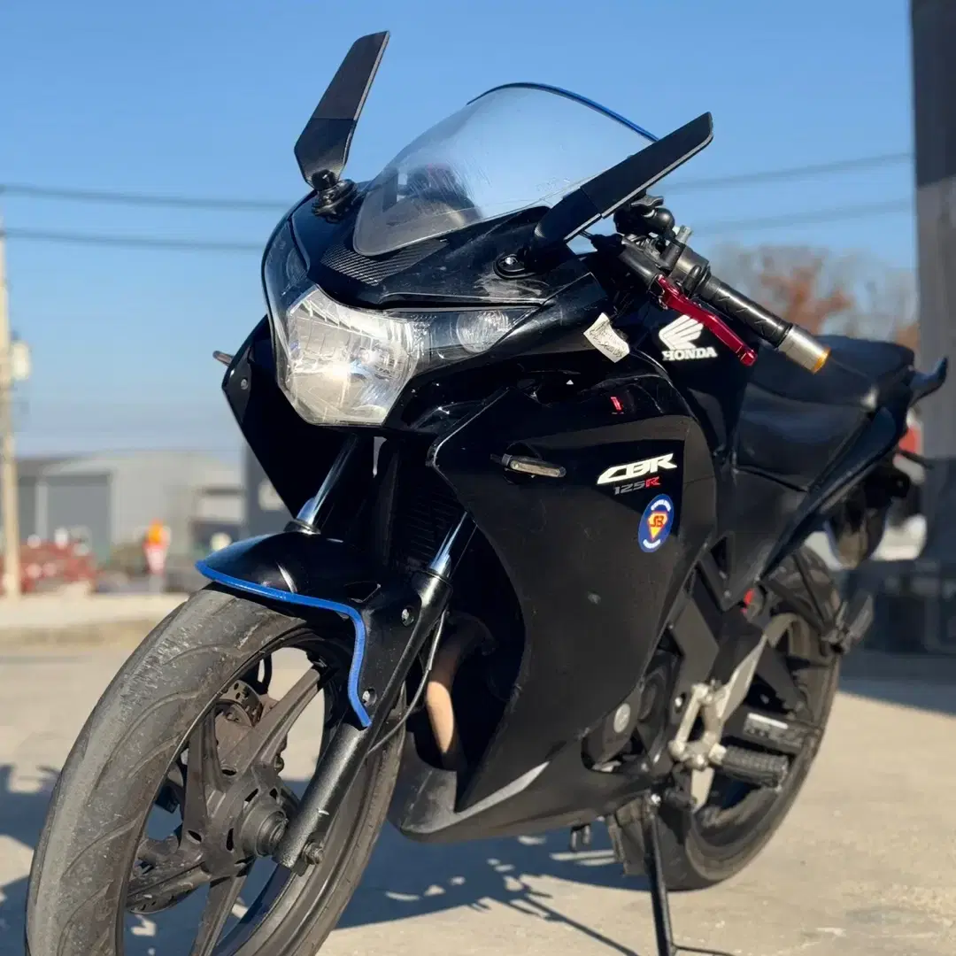 혼다 cbr125r 14년식 5만km 관리 잘된차량 저렴하게 판매합니다.