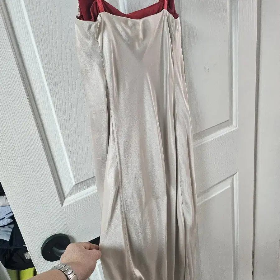 새제품 아크네 스튜디오 Satin midi dress 160/80A