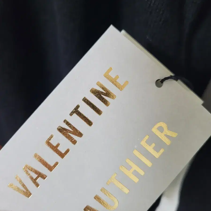 새상품 블랙니트 valentine gauthier