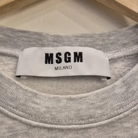 MSGM   S  기모맨투맨